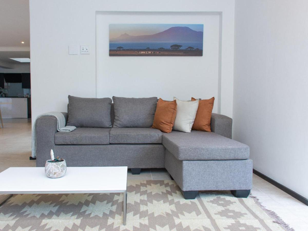 Zwelakho Furnished Apartments The Cube 요하네스버그 외부 사진