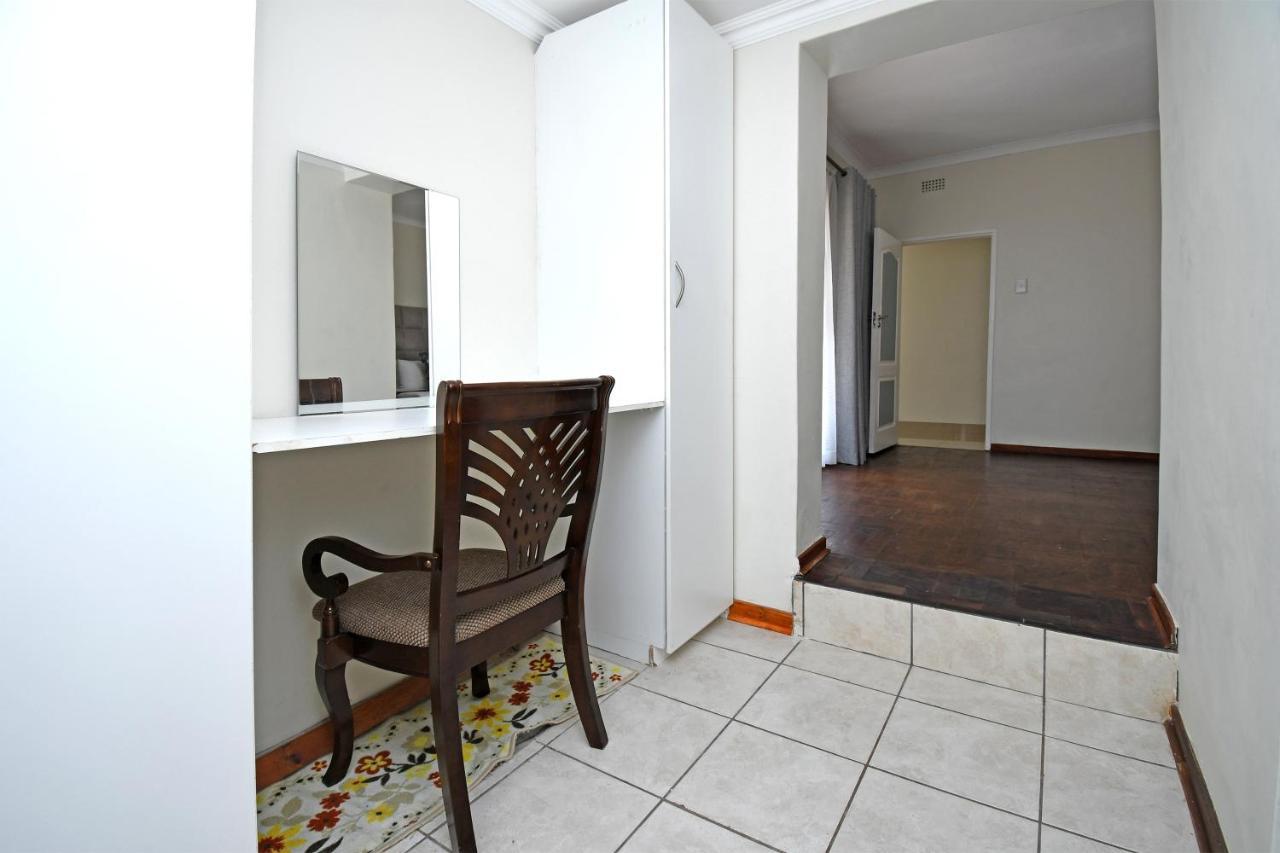 Zwelakho Furnished Apartments The Cube 요하네스버그 외부 사진