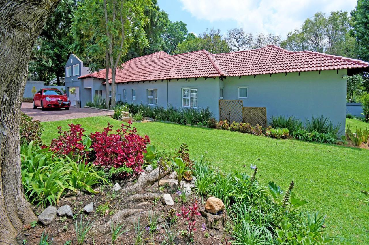 Zwelakho Furnished Apartments The Cube 요하네스버그 외부 사진
