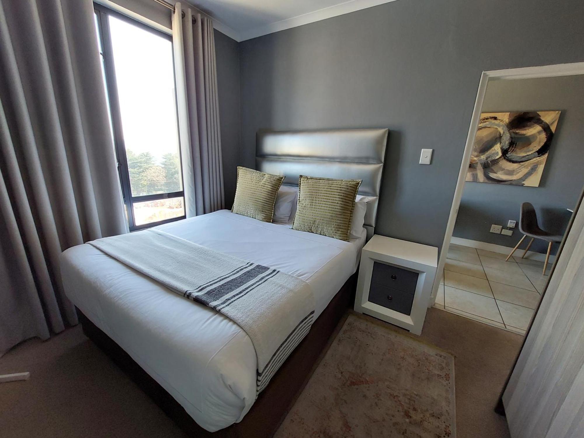 Zwelakho Furnished Apartments The Cube 요하네스버그 외부 사진